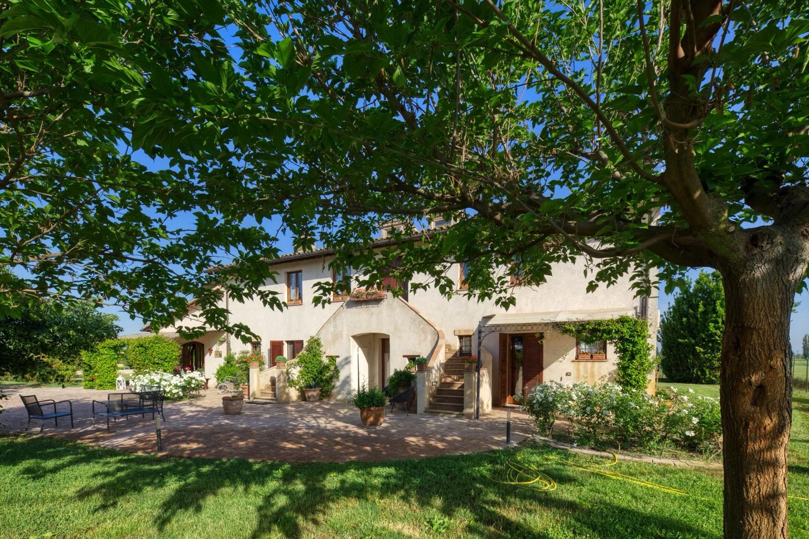 Facciata dell'Agriturismo Il Barco, Spello